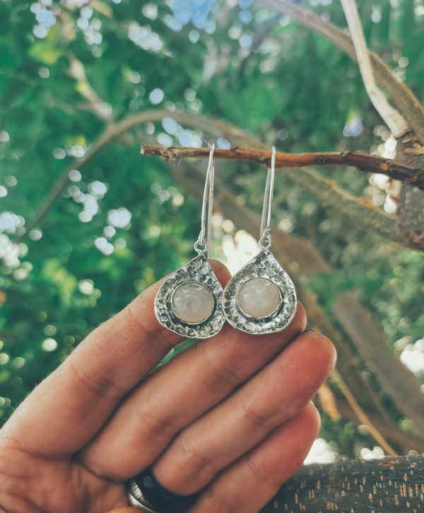 Petal earrings with rose quartz. Drop earrings. Sterling silver.