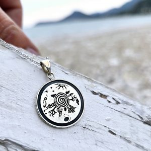Pendant with houses