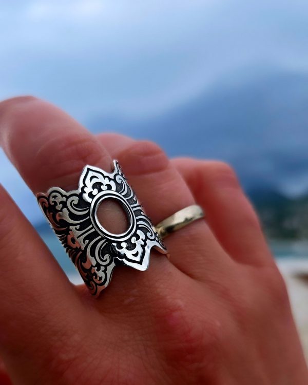 Ornate Sterling Silver Ring