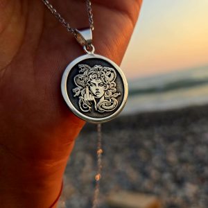 Фак Горгоны